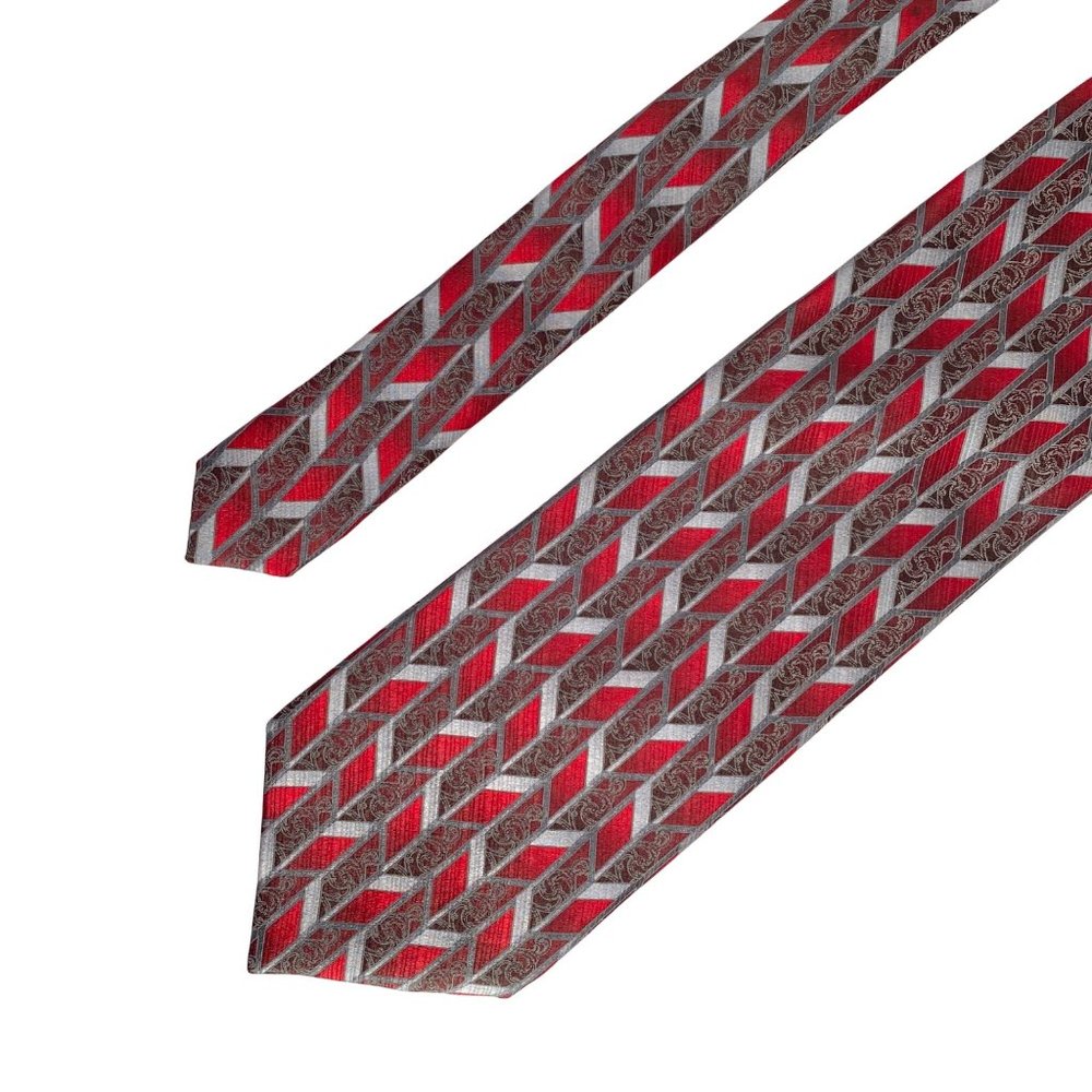 Geoffrey Beene Long Mens Silk Necktie Stain Resistant Fabric 66in